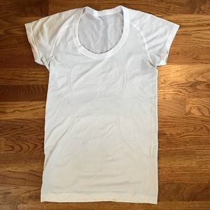 Lululemon swiftly tech tee!